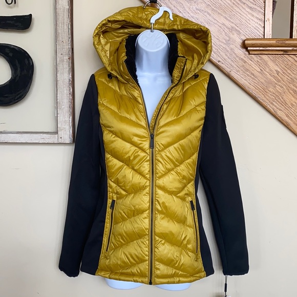 Calvin Klein Jackets & Blazers - Calvin Klein  puffer coat